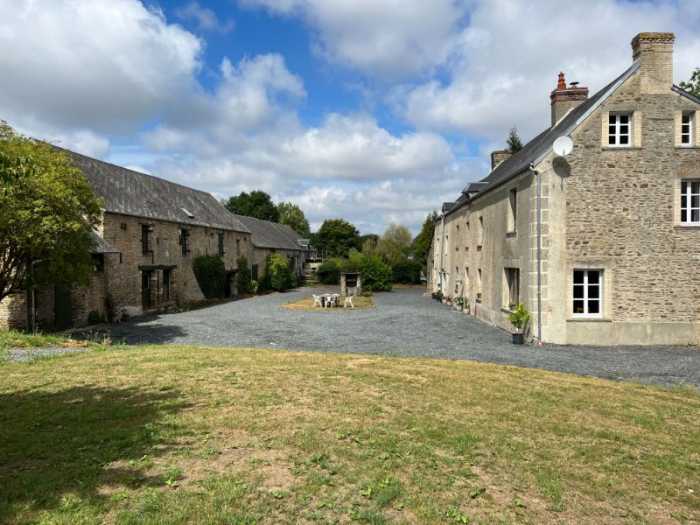 UNDER OFFER AHIN-SP-001594 Nr Villers Bocage 14240 Detached stone house with gîte and B&B rooms with large barn and 2.5 acres