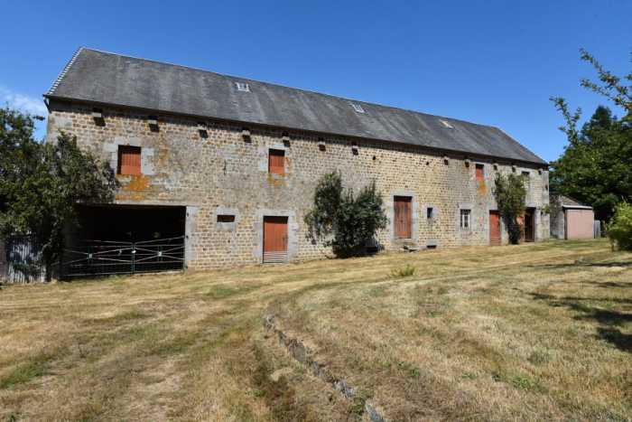 AHIN-SP-001340 St Sever 14380 Beautiful big barn to renovate with outline planning and large 4000m2 garden