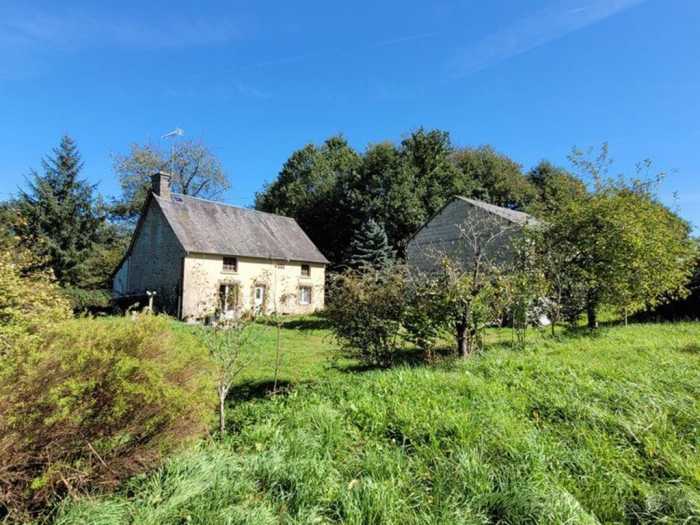 AHIN-MF-1267DM50 Le Teilleul 50640 - 2 bedroom detached house with almost an acre and outbuilding