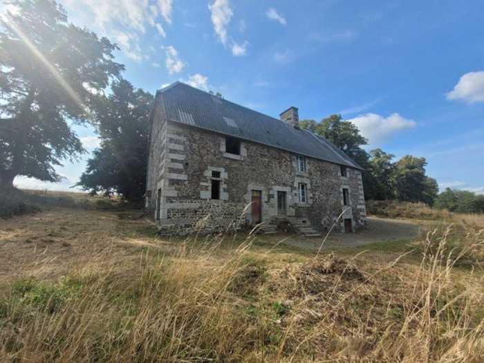 UNDER OFFER AHIN-MF-1268DM14 Nr Noues de Sienne 14380 Stone residence to be completely restore with 2 hectares