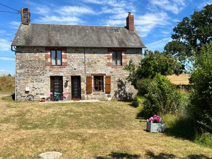 AHIN-SP-001583 Nr Domfront 61700 Peaceful Farmhouse with over 8.5 acres and outbuildings