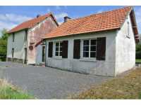 AHIN-SP-001546 Nr Canisy 50750 Detached 3 bedroom house and 2 bedroom bungalow with 3/4 acre garden