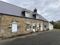 AHIN-SP-001774 Nr Mortain 50140 Substantial detached stone house with 5 bedrooms and nearly 1 acre garden