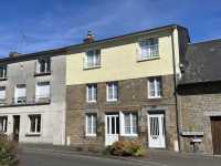 AHIN-SP-001584 Nr Passais-la-Conception 61350 Spacious village house with 6 bedrooms within walking distance of bar and shop in Normandy - ideal B&B