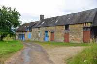 UNDER OFFER AHIN-SP-001204 • Lonlay l’Abbaye, 2 Bed Farmhouse with Outbuildings on 4 acres